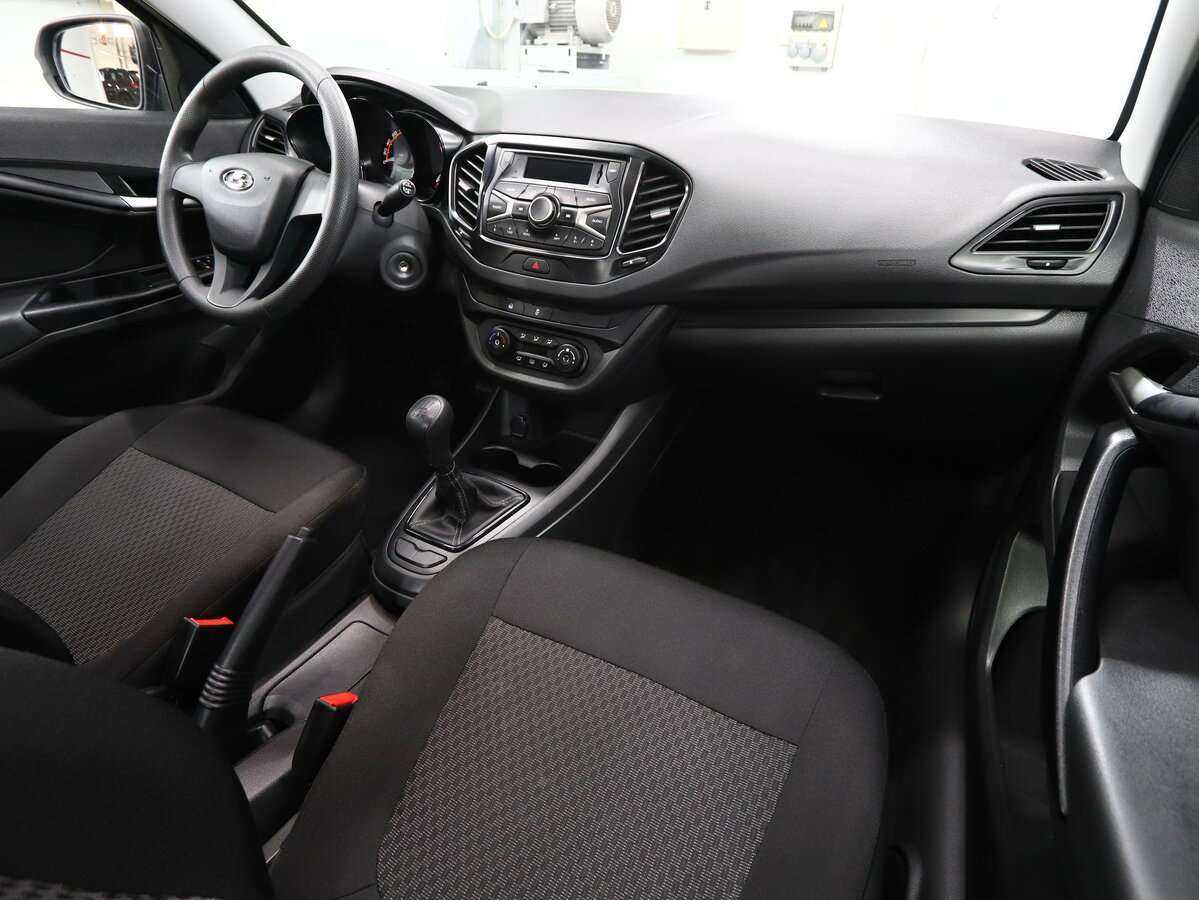 Лада (ВАЗ) Веста б/у, 2020, Механическая. Фото: #9