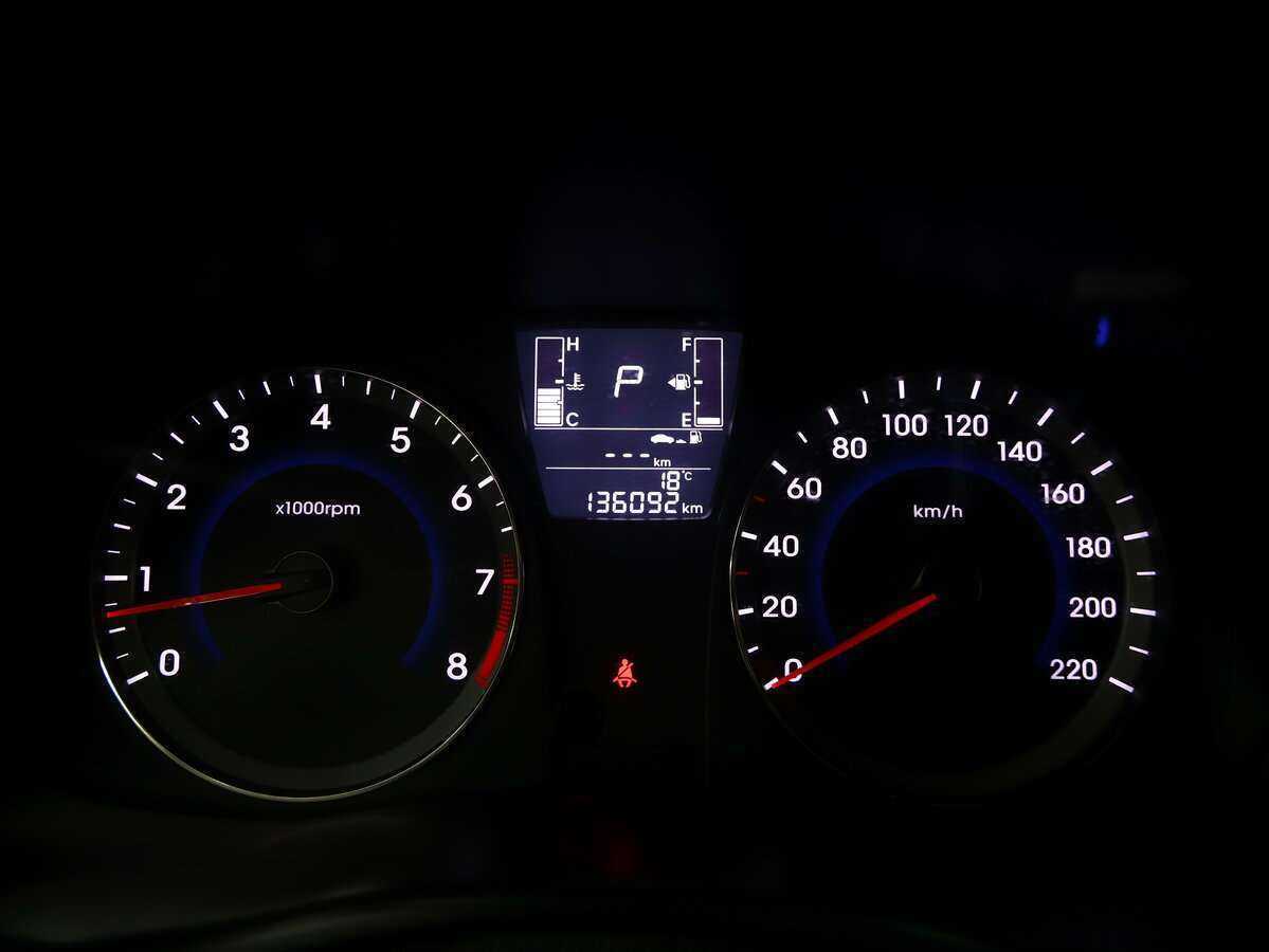 Хендай Солярис б/у, 2015, Автоматическая. Фото: #11