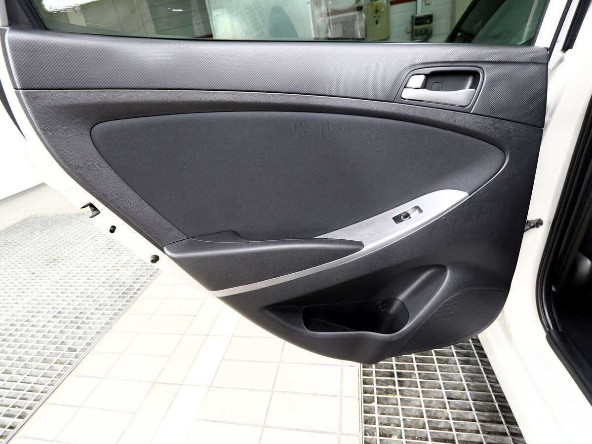 Хендай Солярис б/у, 2015, Автоматическая. Фото: #13