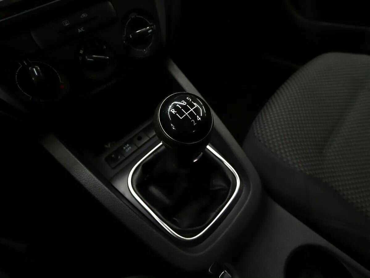 Volkswagen Jetta б/у, 2013, Механическая. Фото: #13