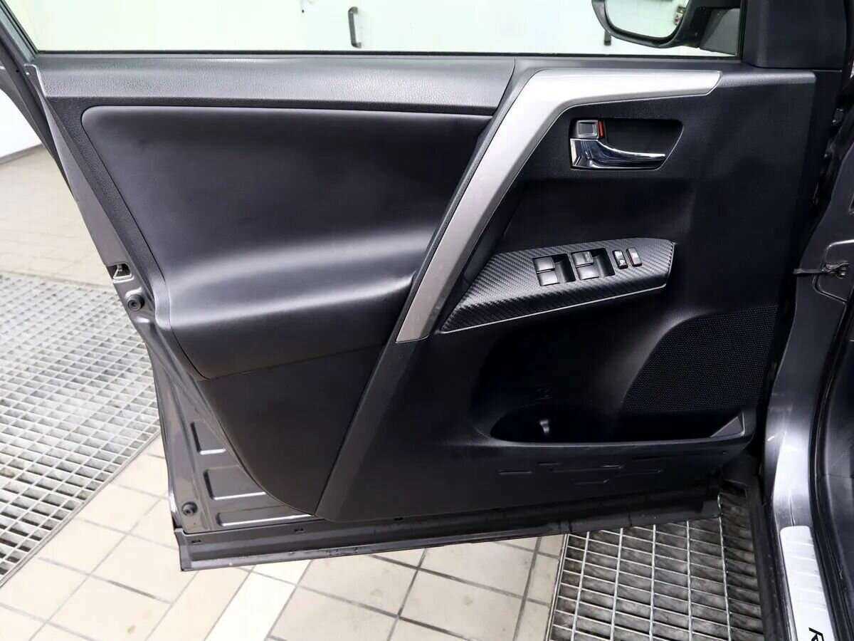 Тойота Рав4 б/у, 2013, Автоматическая. Фото: #6