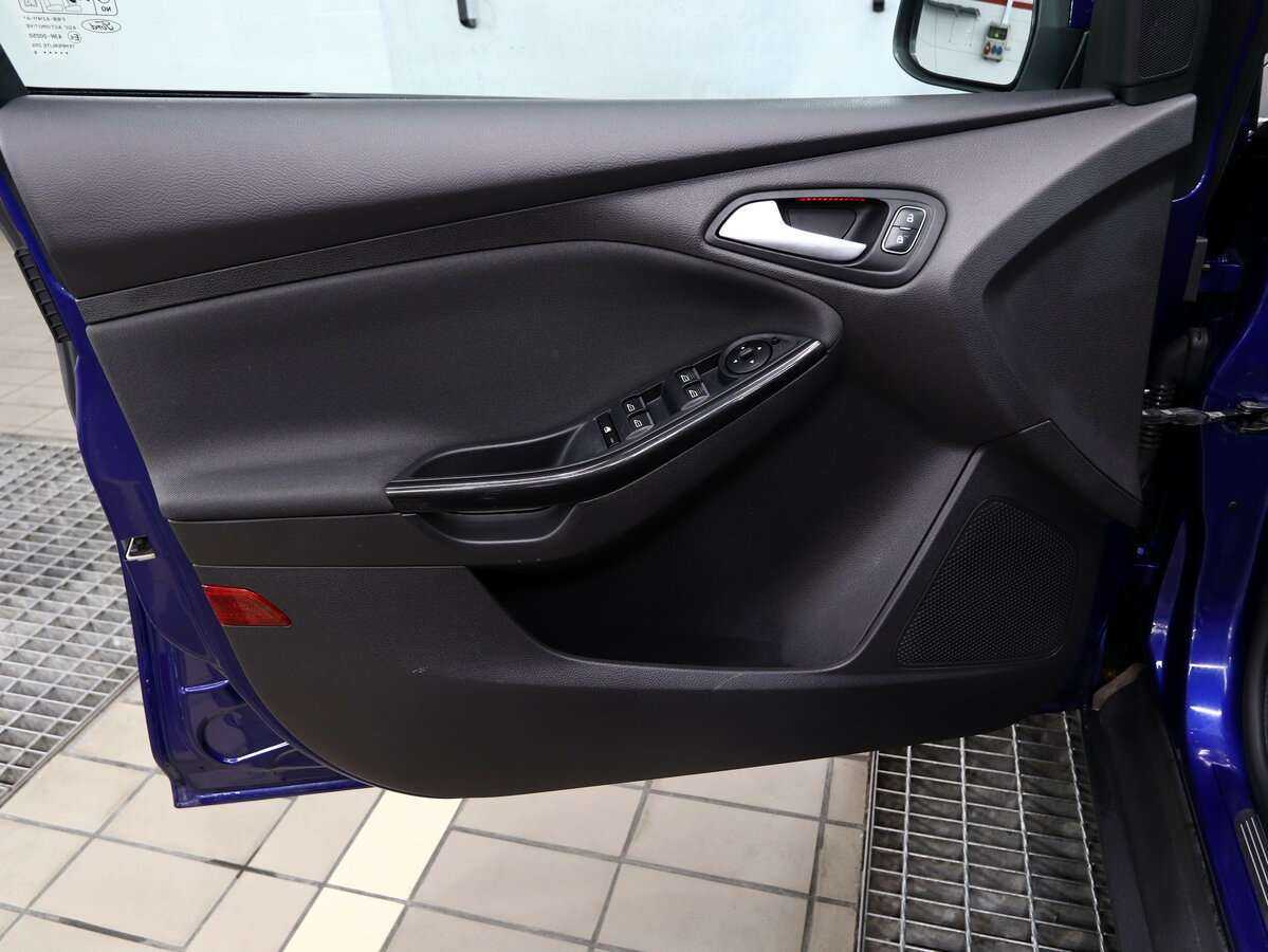 Форд Фокус б/у, 2016, Автоматическая. Фото: #7