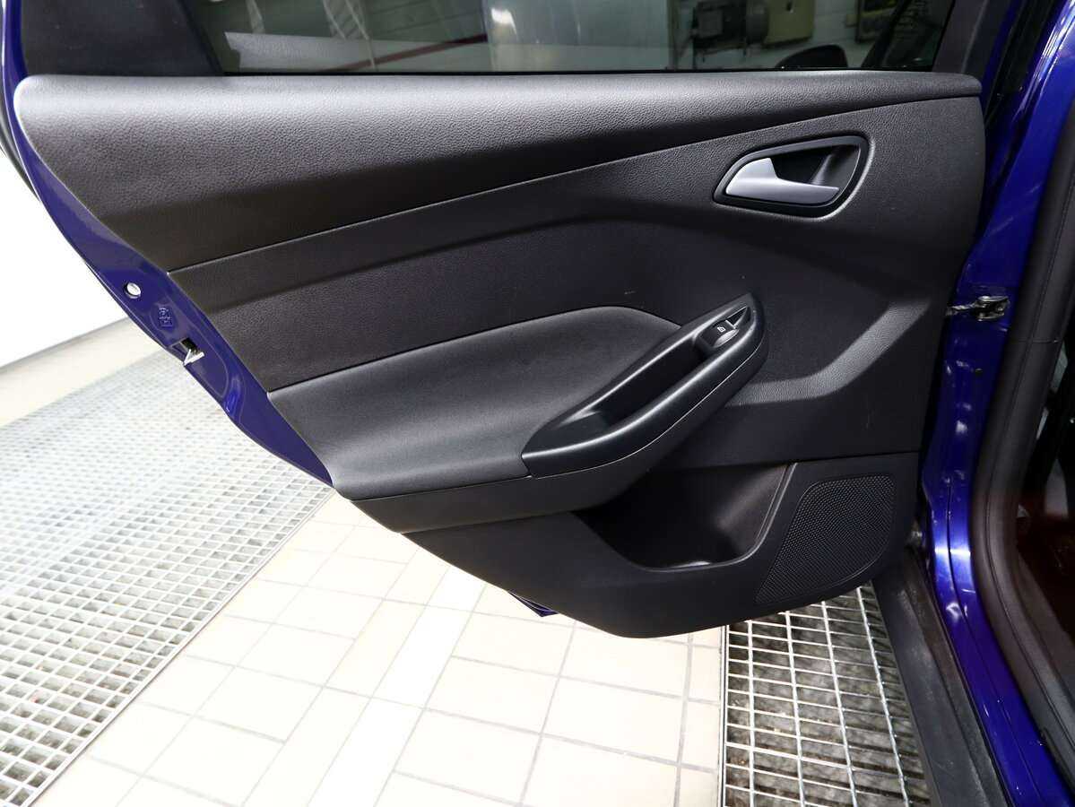 Форд Фокус б/у, 2016, Автоматическая. Фото: #10