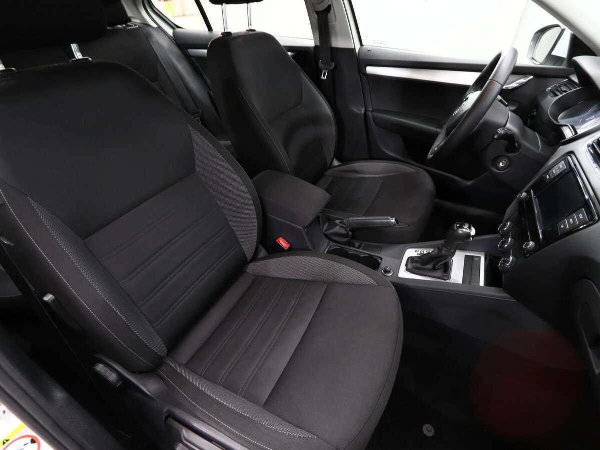 Шкода Октавия б/у, 2018, Роботизированная. Фото: #11