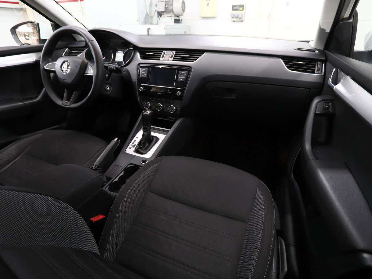 Шкода Октавия б/у, 2018, Роботизированная. Фото: #13