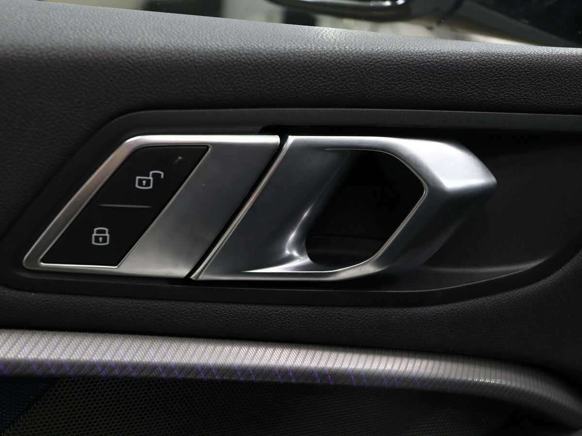 BMW 1 серии б/у, 2019, Автоматическая. Фото: #8