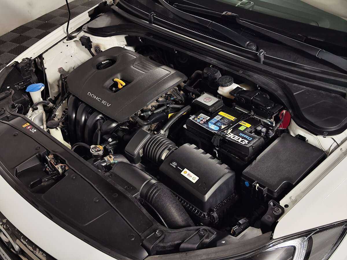 Hyundai Elantra б/у, 2016, Автоматическая. Фото: #4