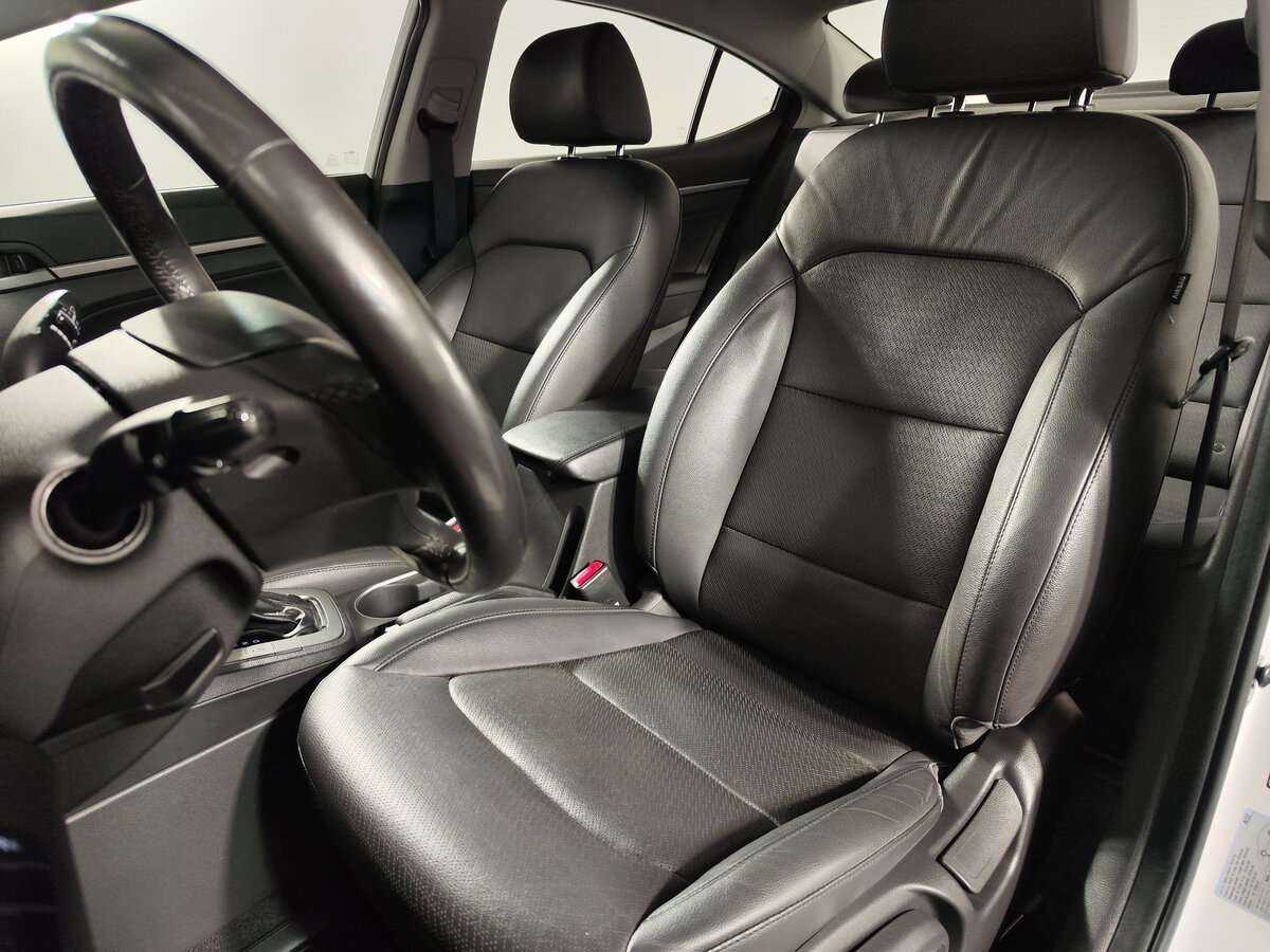 Hyundai Elantra б/у, 2016, Автоматическая. Фото: #6