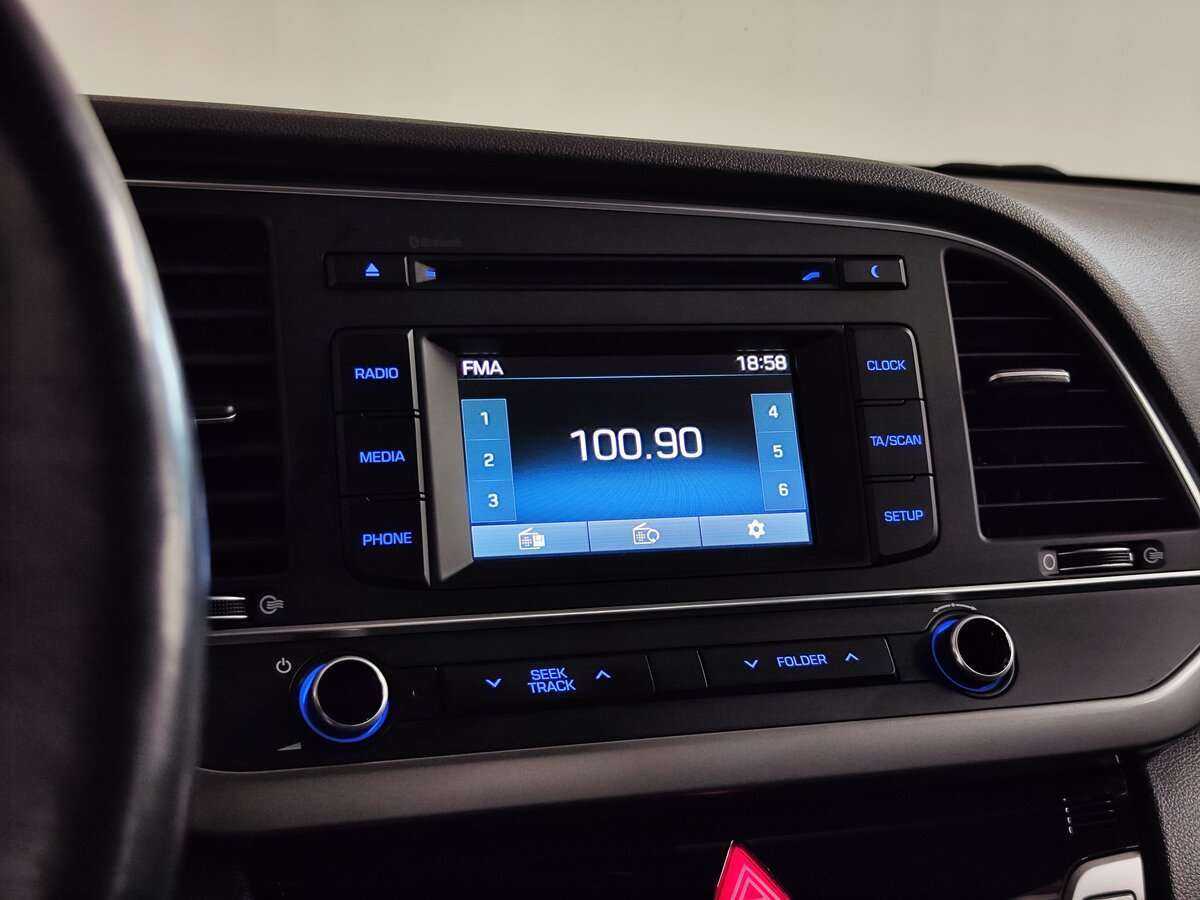 Hyundai Elantra б/у, 2016, Автоматическая. Фото: #12