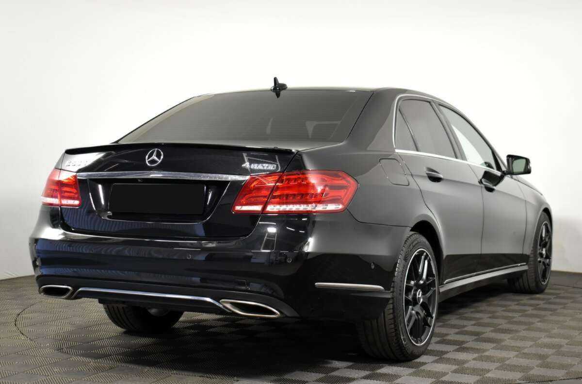 Мерседес-Бенц Е-Класс б/у, 2013, Автоматическая. Фото: #3