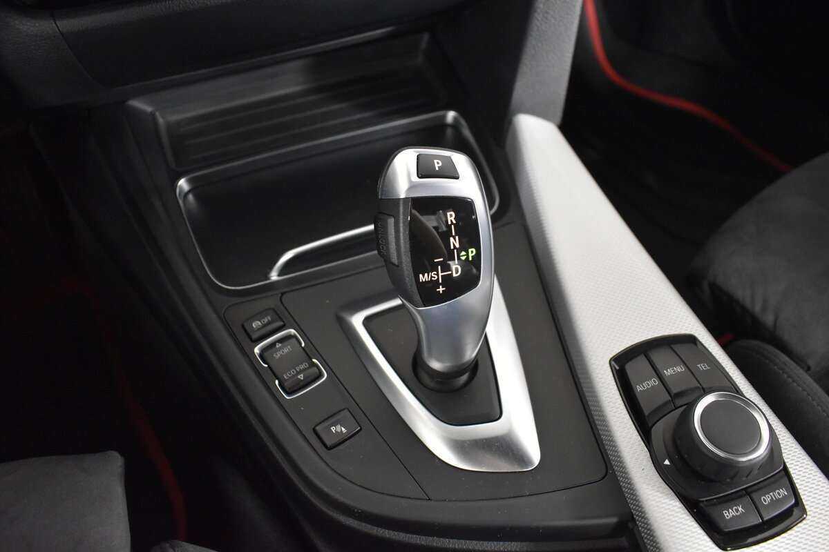 БМВ 3 серии б/у, 2016, Автоматическая. Фото: #12