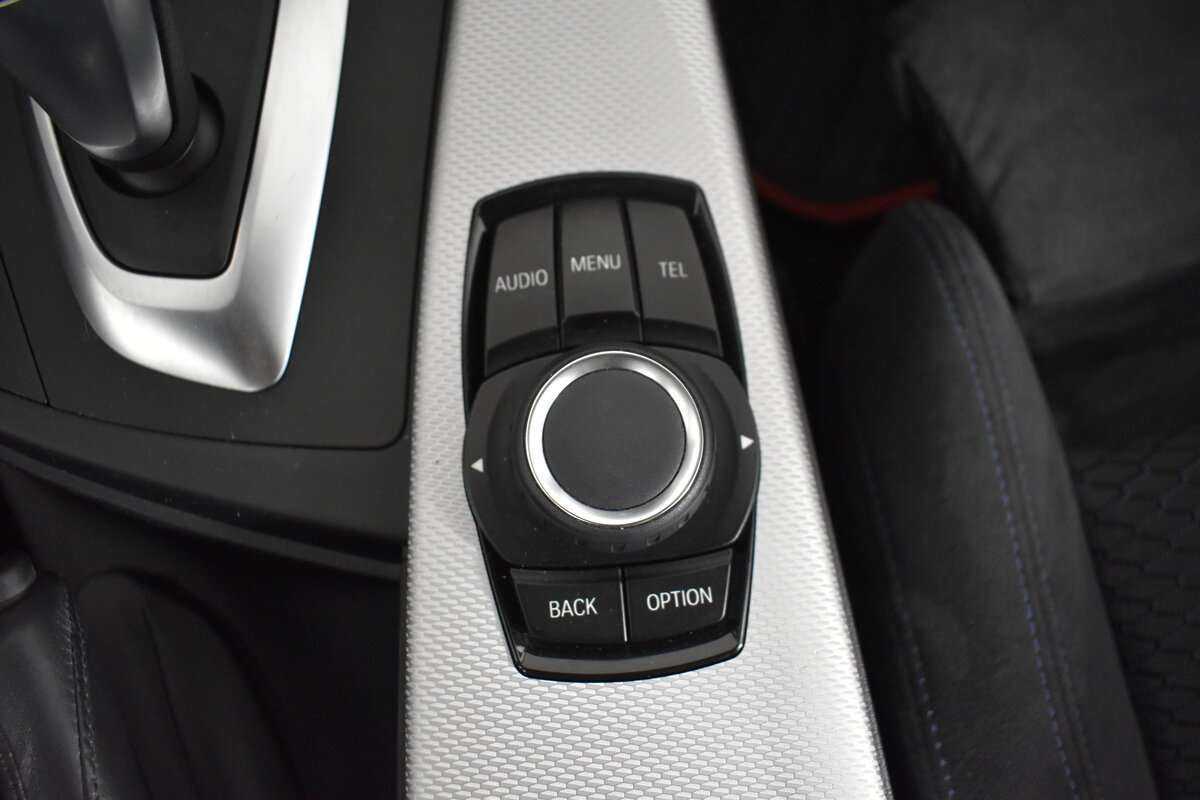 БМВ 3 серии б/у, 2016, Автоматическая. Фото: #13