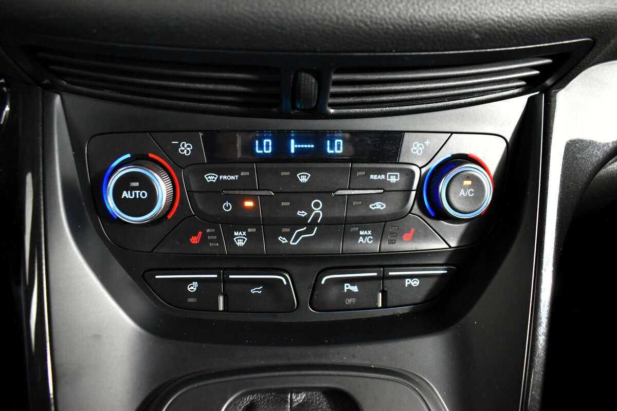 Форд Куга б/у, 2017, Автоматическая. Фото: #13