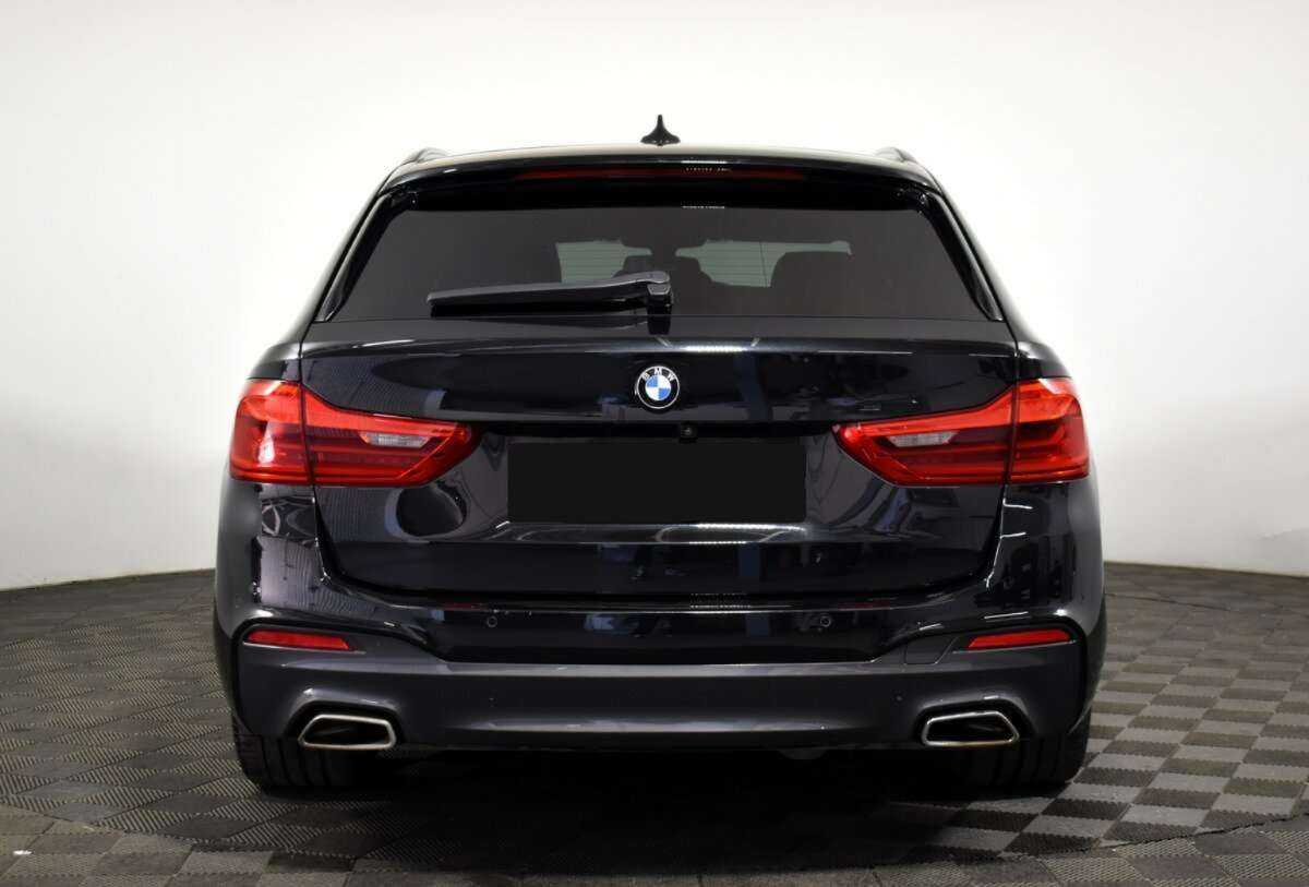 БМВ 5 серии б/у, 2018, Автоматическая. Фото: #4