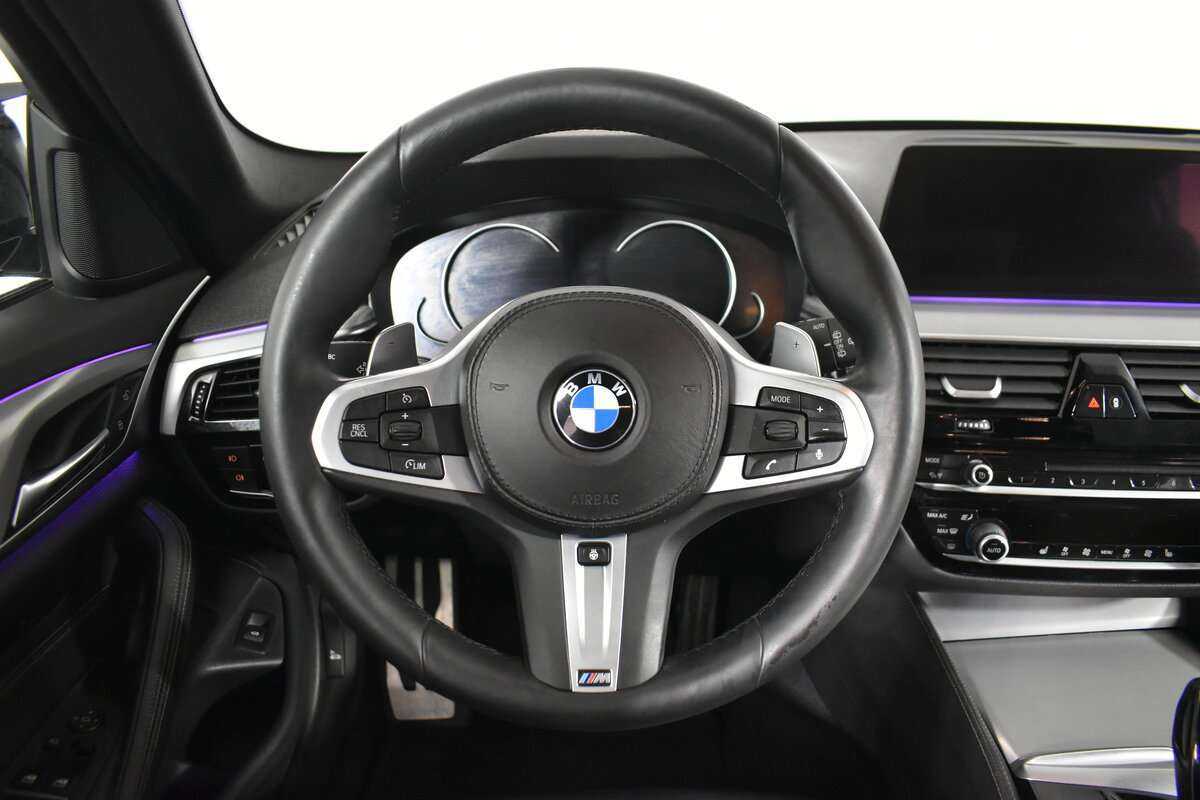 БМВ 5 серии б/у, 2018, Автоматическая. Фото: #13