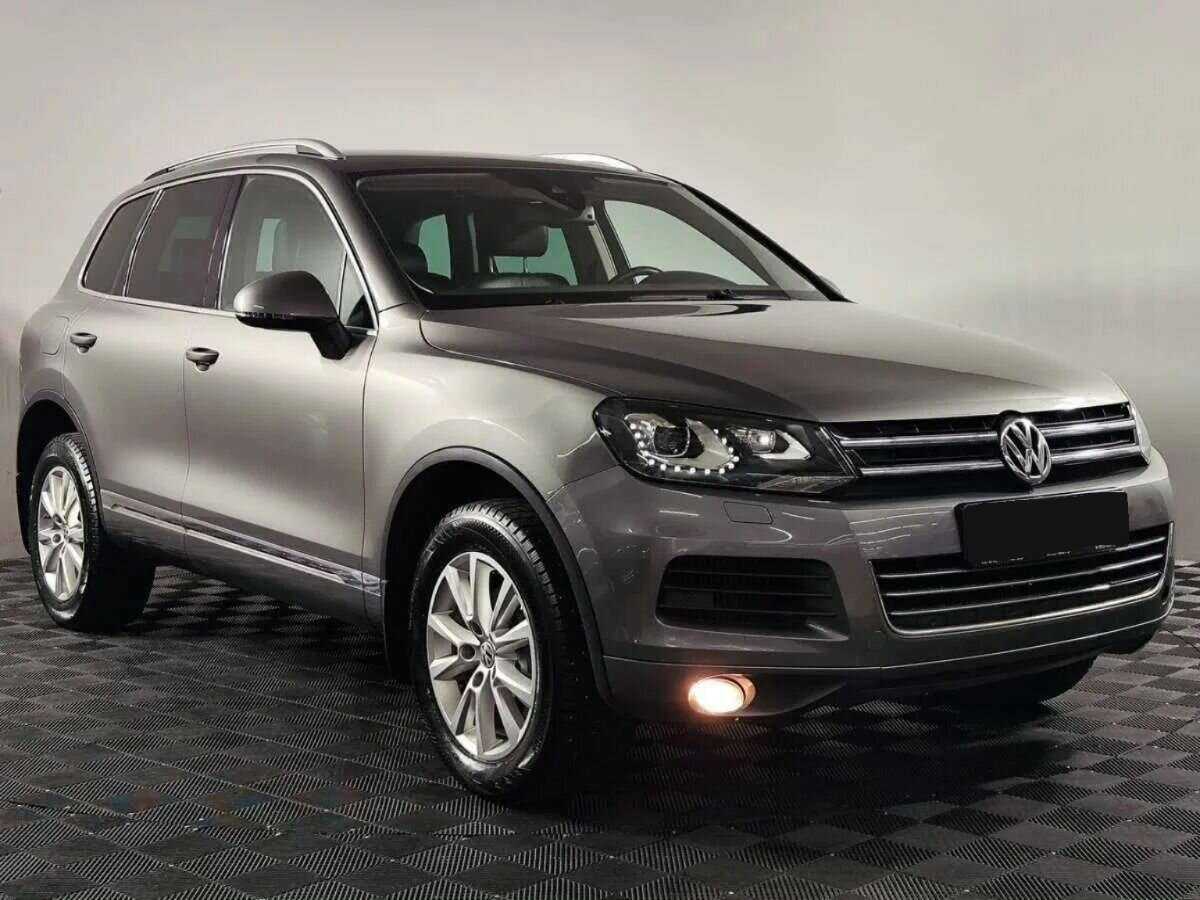 Volkswagen Touareg б/у, 2014, Автоматическая. Фото: #2