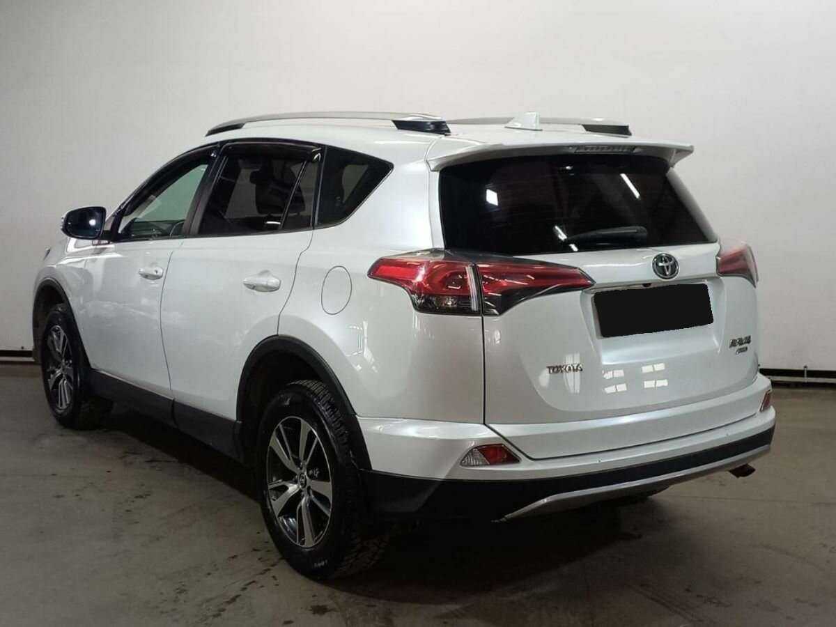 Тойота Рав4 б/у, 2018, Автоматическая. Фото: #6