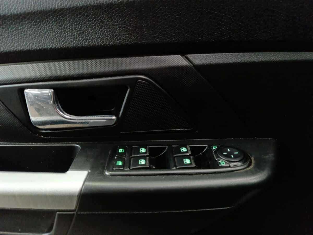 УАЗ Патриот б/у, 2017, Механическая. Фото: #14