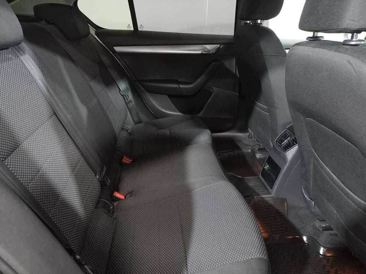 Шкода Октавия б/у, 2015, Механическая. Фото: #10