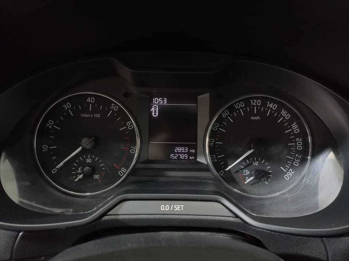 Шкода Октавия б/у, 2015, Механическая. Фото: #11