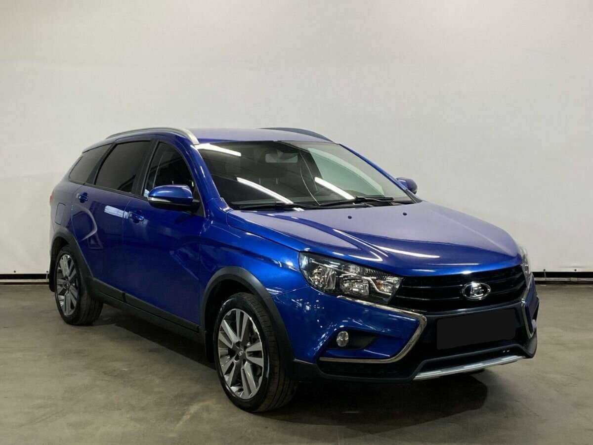 Лада (ВАЗ) Веста б/у, 2021, Механическая. Фото: #2