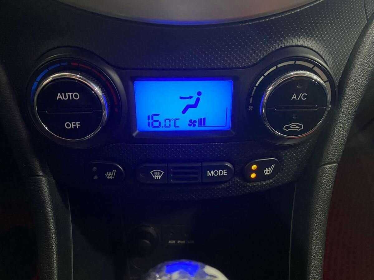 Хендай Солярис б/у, 2013, Автоматическая. Фото: #13