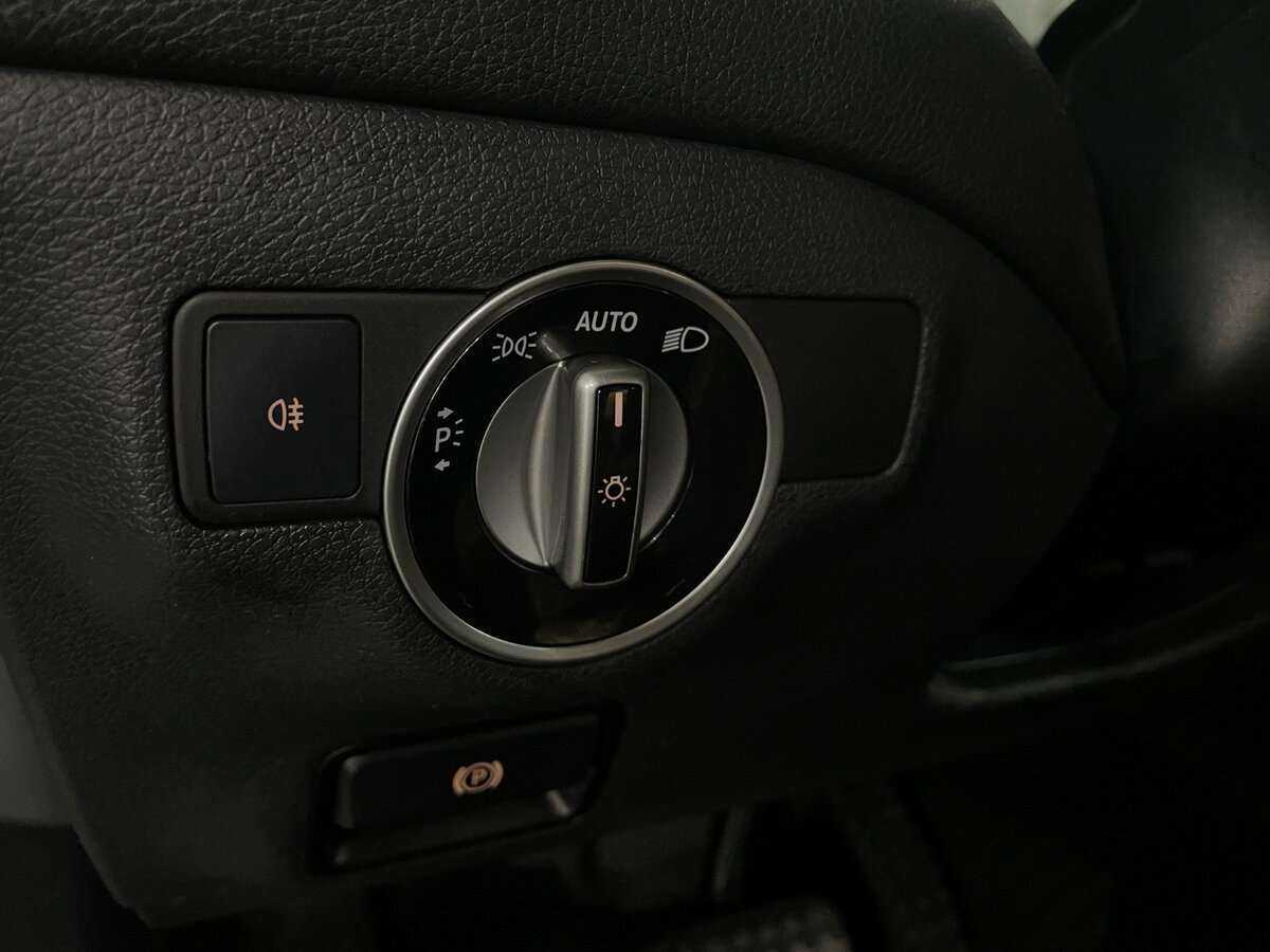 Mercedes-Benz CLA б/у, 2014, Роботизированная. Фото: #13