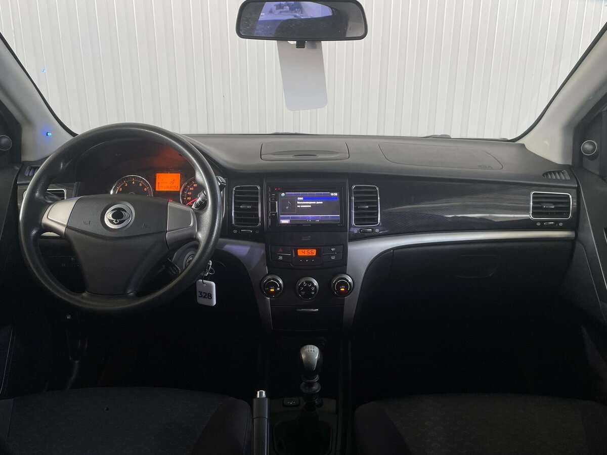 Сан-Ён Актион б/у, 2013, Механическая. Фото: #8