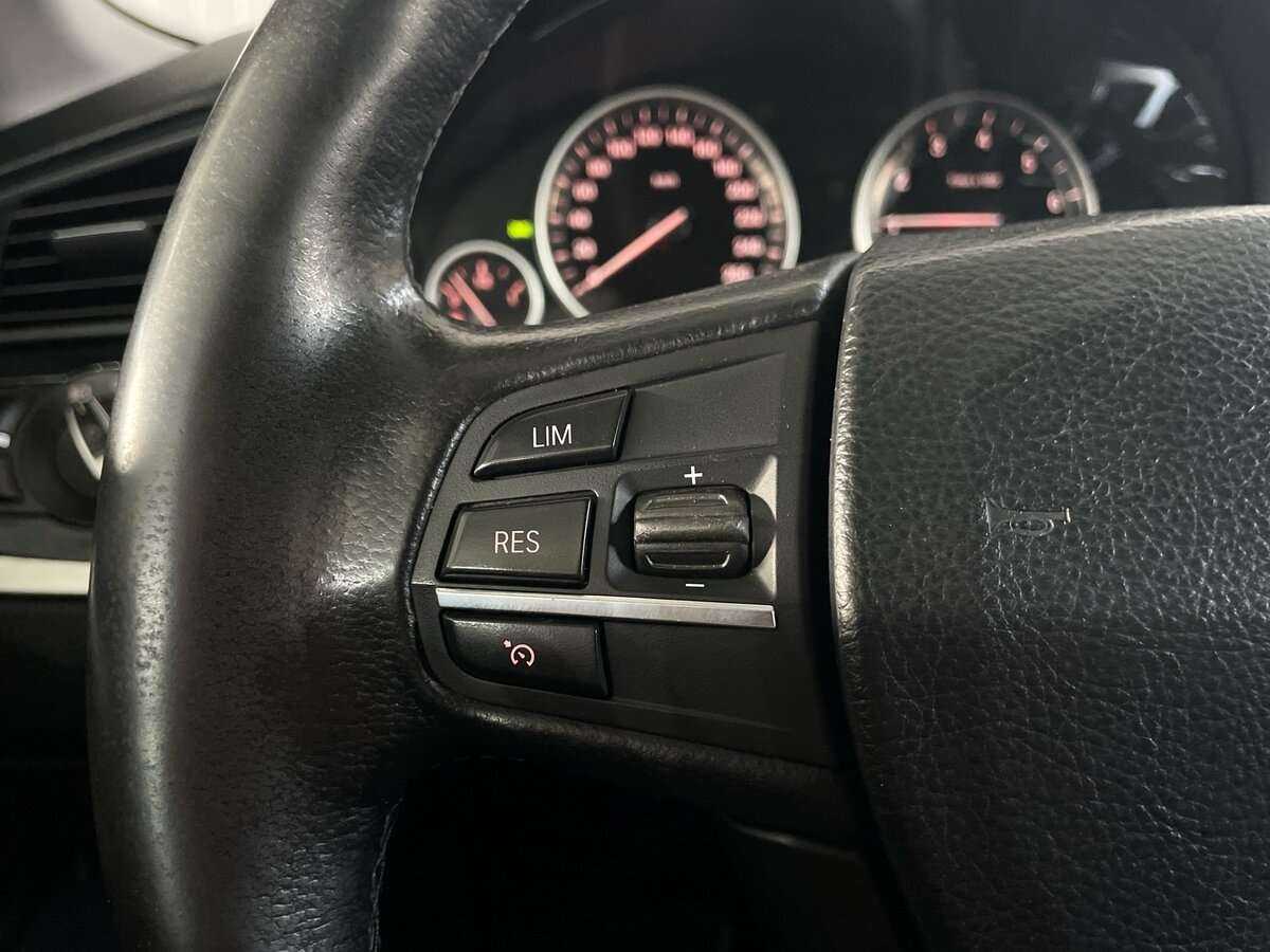 БМВ 5 серии б/у, 2012, Автоматическая. Фото: #10