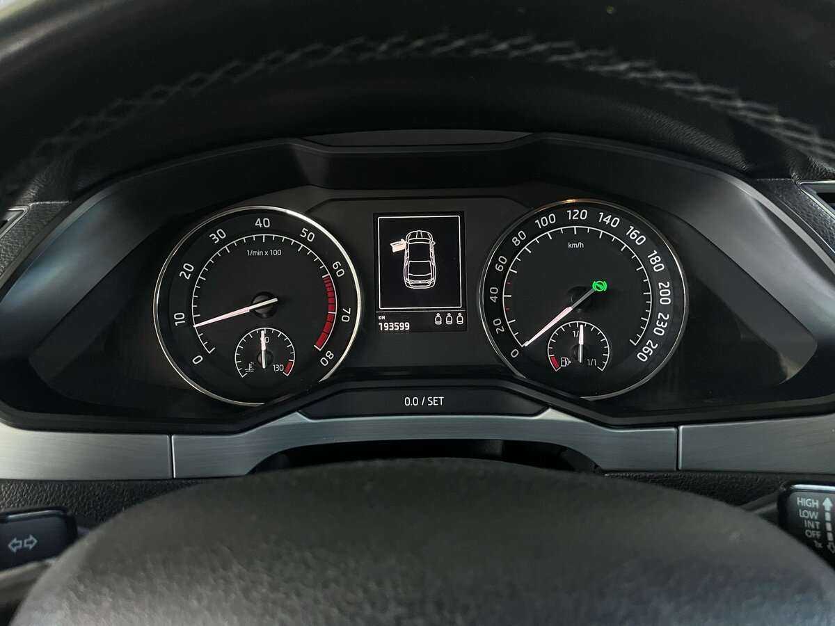 Skoda Superb б/у, 2015, Роботизированная. Фото: #12