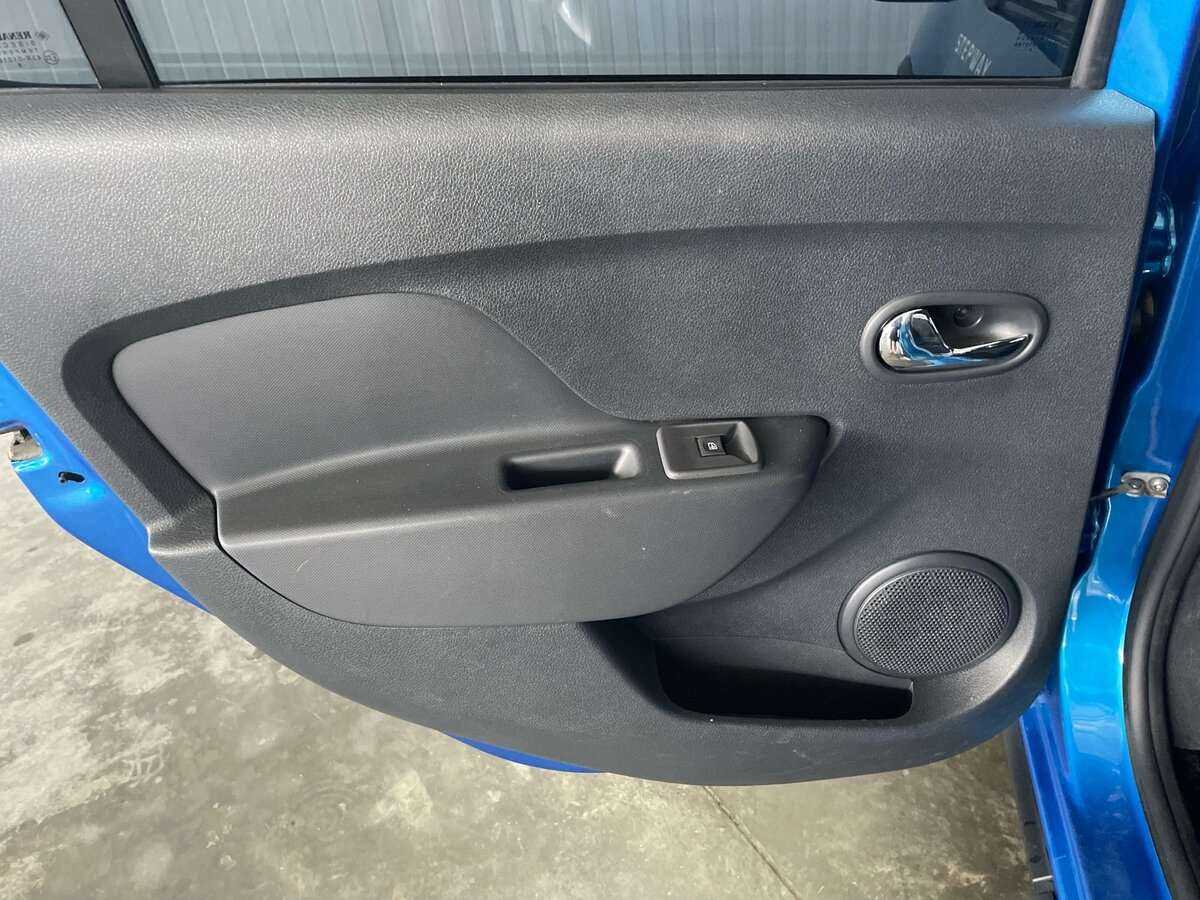 Рено Сандеро б/у, 2018, Механическая. Фото: #15