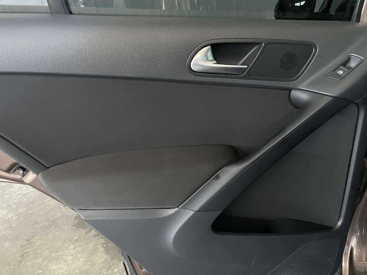 Volkswagen Tiguan б/у, 2014, Роботизированная. Фото: #18