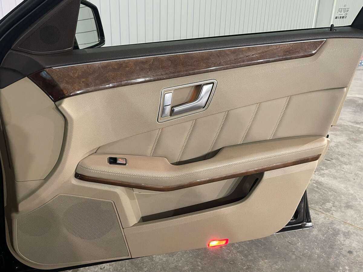 Мерседес-Бенц Е-Класс б/у, 2012, Автоматическая. Фото: #14