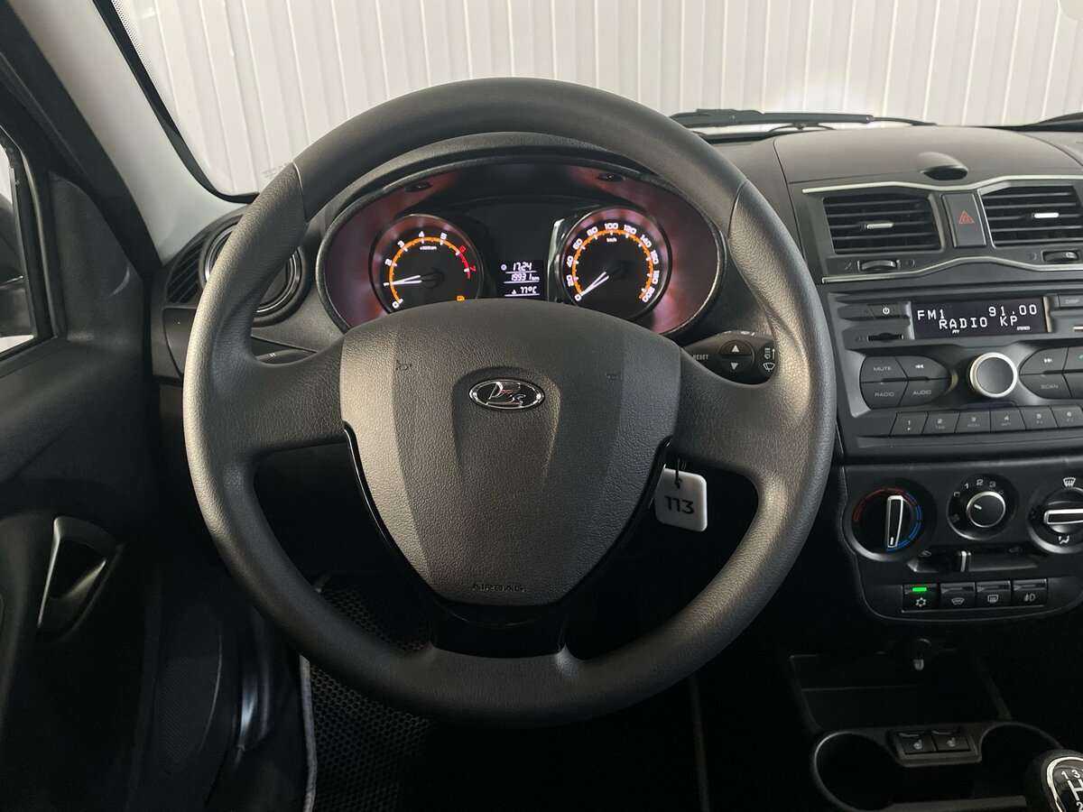 Лада (ВАЗ) Гранта б/у, 2023, Механическая. Фото: #9