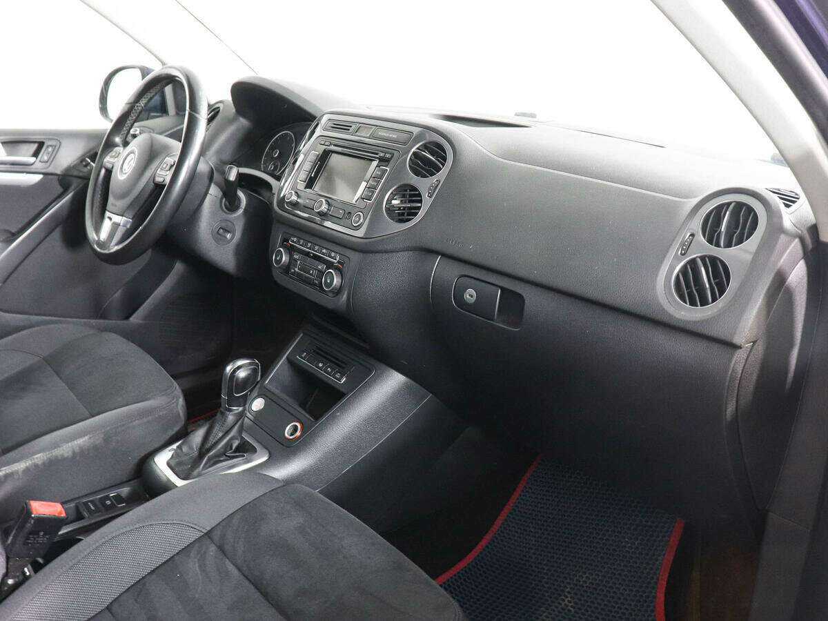 Volkswagen Tiguan б/у, 2012, Автоматическая. Фото: #9