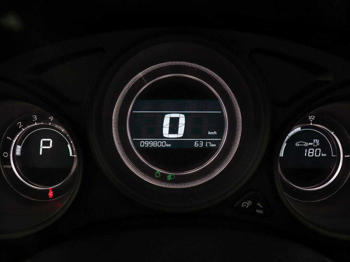 Ситроен Ц4 б/у, 2017, Автоматическая. Фото: #10