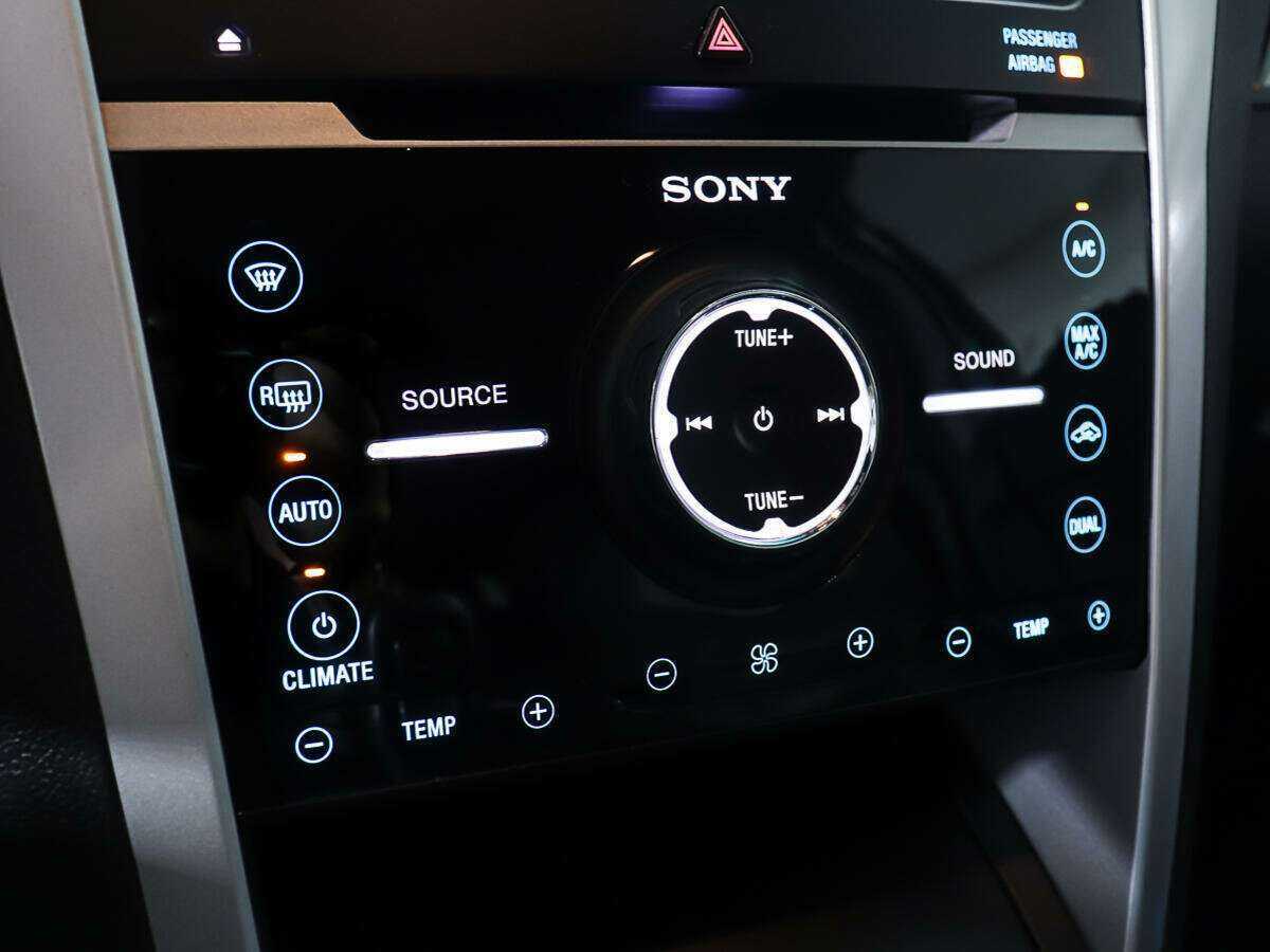 Ford Explorer б/у, 2013, Автоматическая. Фото: #19