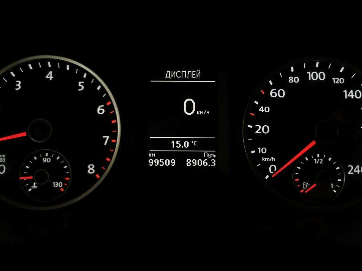 Volkswagen Tiguan б/у, 2015, Автоматическая. Фото: #15