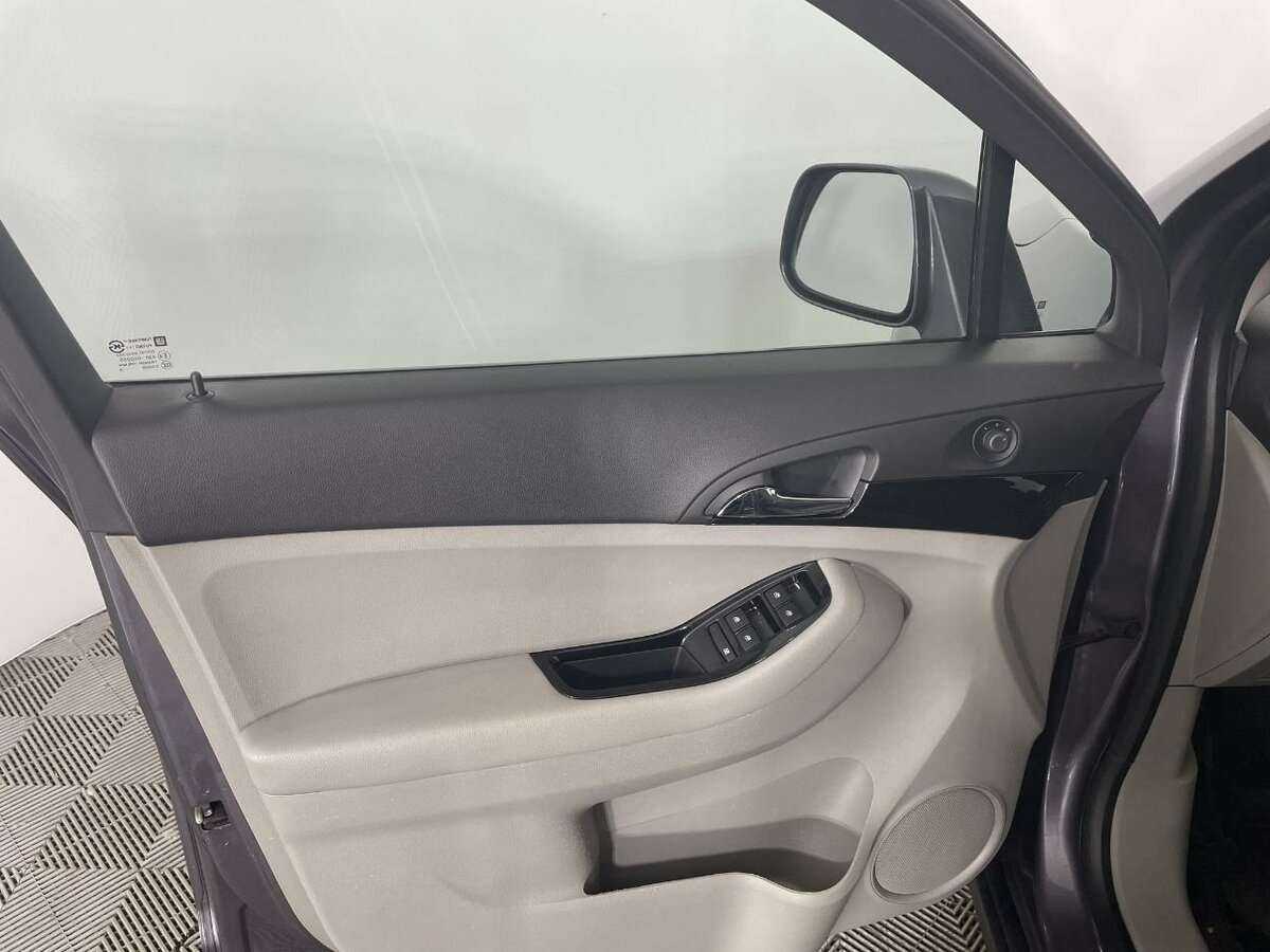 Шевроле Орландо б/у, 2013, Автоматическая. Фото: #7