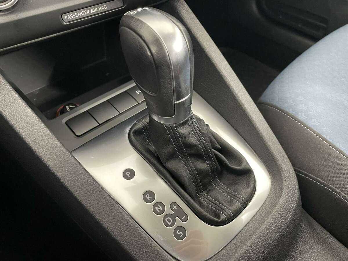 Volkswagen Jetta б/у, 2013, Роботизированная. Фото: #12