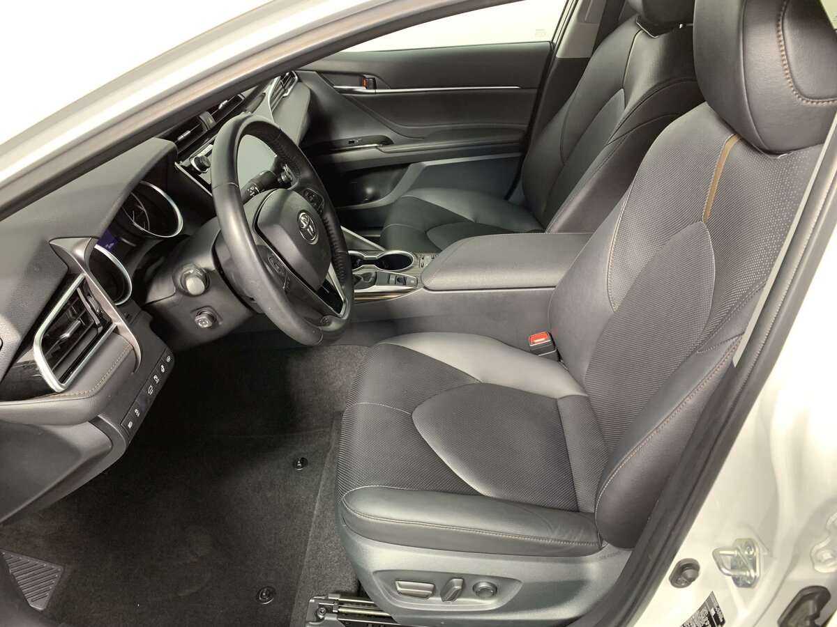 Toyota Camry б/у, 2021, Автоматическая. Фото: #13