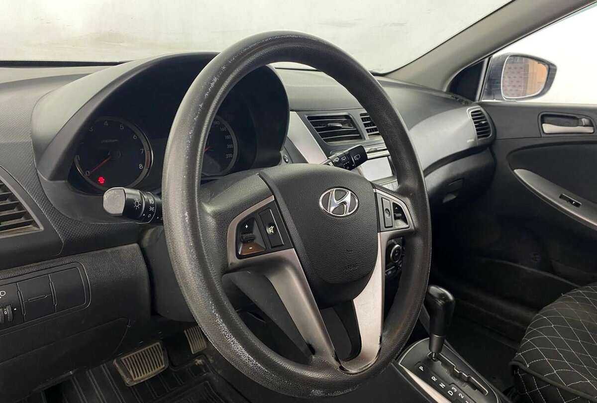 Хендай Солярис б/у, 2014, Автоматическая. Фото: #12