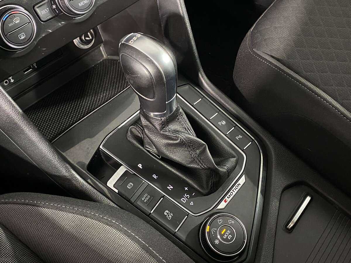 Volkswagen Tiguan б/у, 2017, Роботизированная. Фото: #15