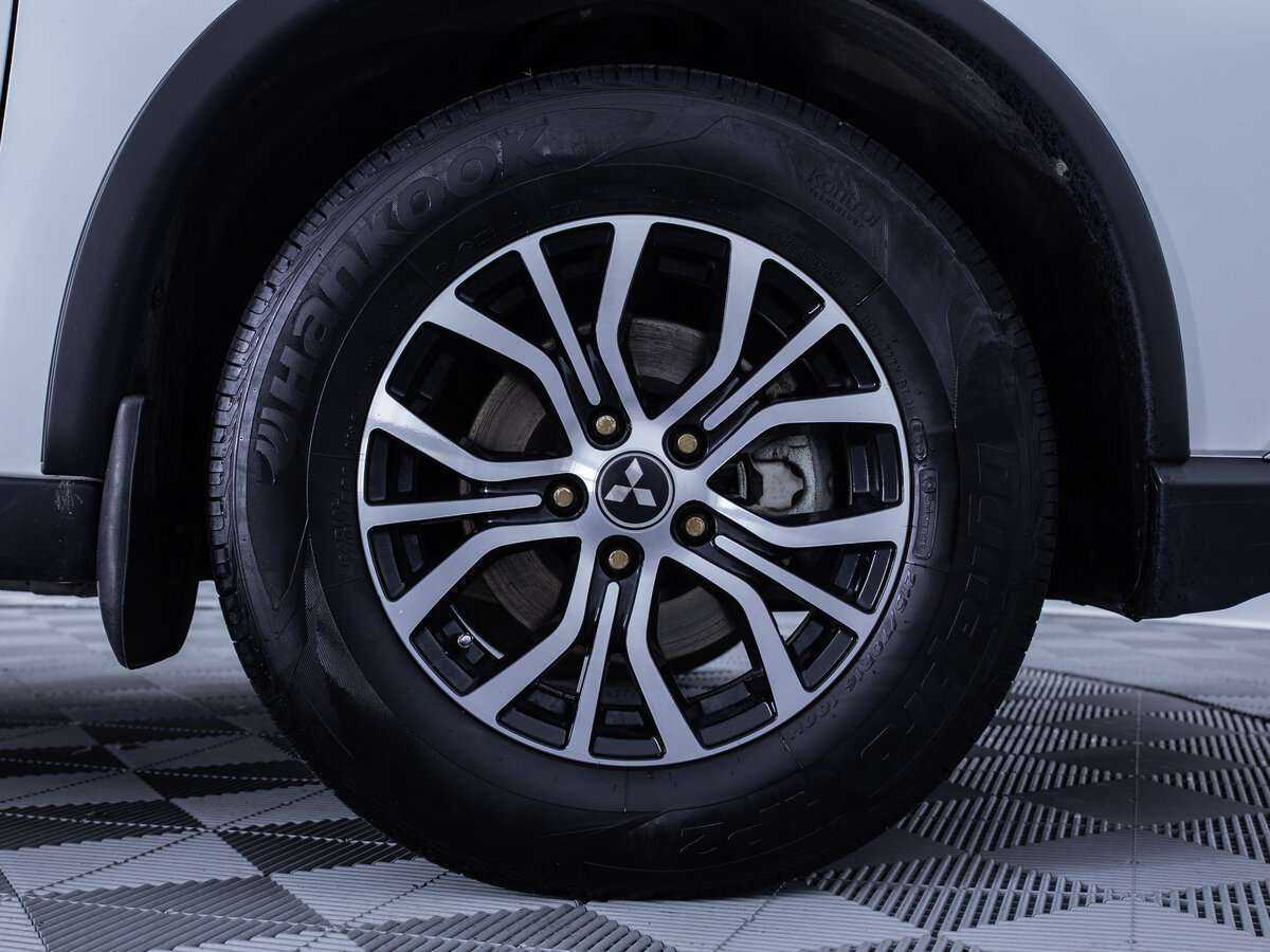 Митсубиши Оутлэндер б/у, 2020, Вариатор. Фото: #8