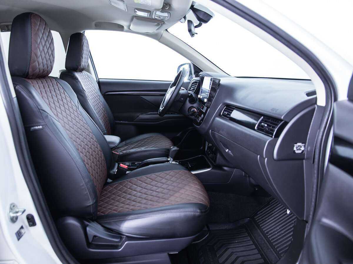 Митсубиши Оутлэндер б/у, 2020, Вариатор. Фото: #11