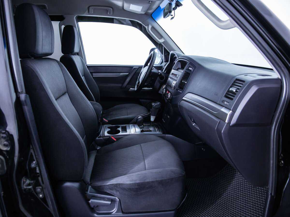 Митсубиши Паджеро б/у, 2012, Автоматическая. Фото: #6