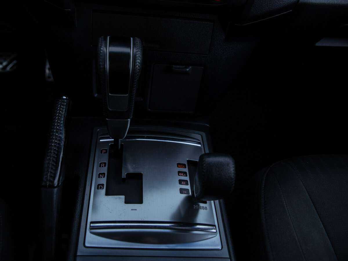 Митсубиши Паджеро б/у, 2012, Автоматическая. Фото: #12