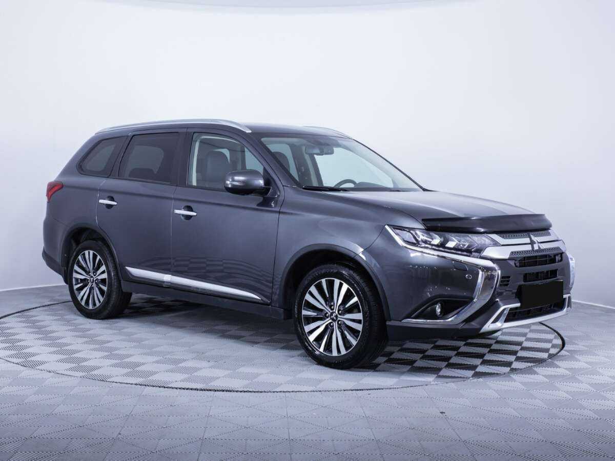 Mitsubishi Outlander б/у, 2021, Вариатор. Фото: #2