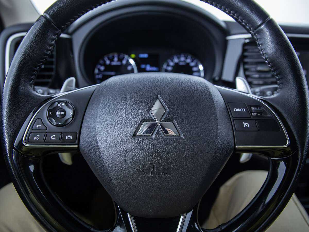 Mitsubishi Outlander б/у, 2021, Вариатор. Фото: #16