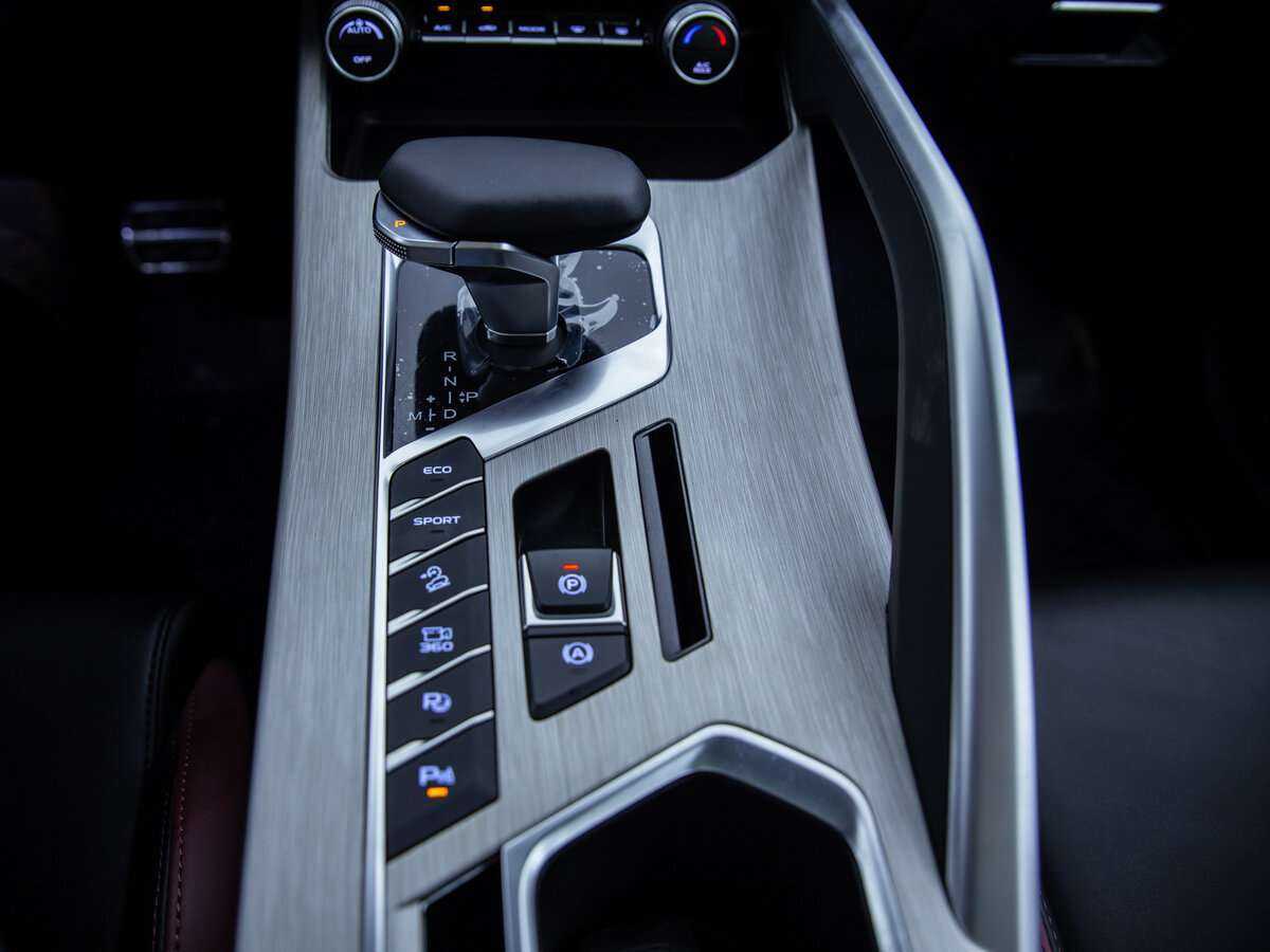 Джили Кулрэй б/у, 2023, Роботизированная. Фото: #16